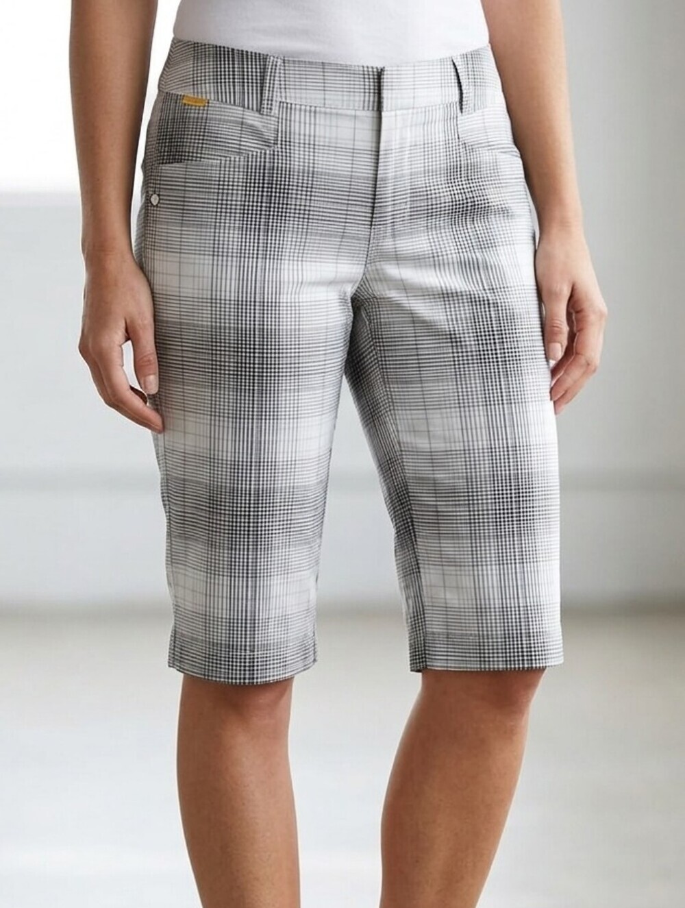 Lole Plaid Capri Pants Women’s Size 4 Gray White Stretch Cropped Pants